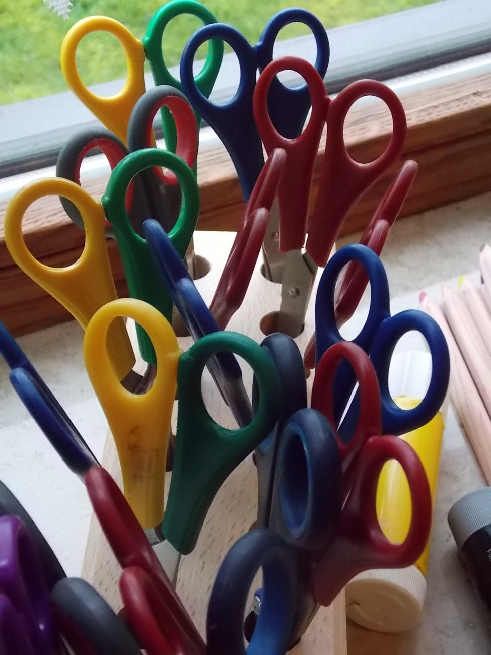 Lakeshore Scissors Center